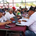 Acercan trámites y apoyos al sector pesquero con mesas de atención en la costa yucateca