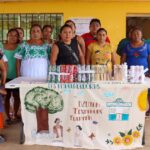 DIF Yucatán entrega proyectos productivos y de primeros auxilios a familias de Tixméhuac