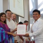 Reconocen talento y tradición de artesanas y artesanos de Yucatán